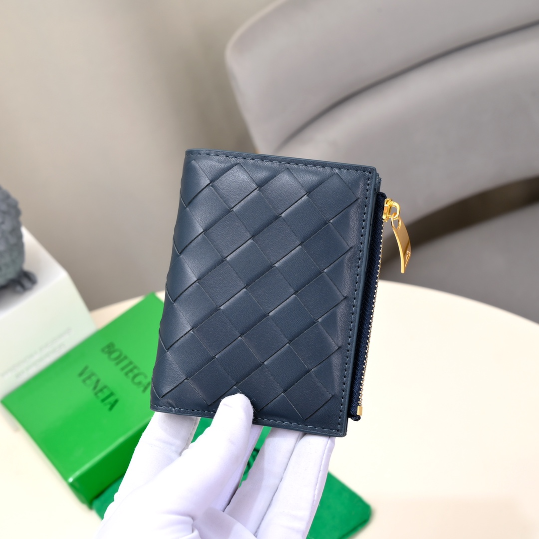 ボッテガ・ヴェネタ「Bottega Veneta」イントレチャート レザー コンコンパクトウォレット