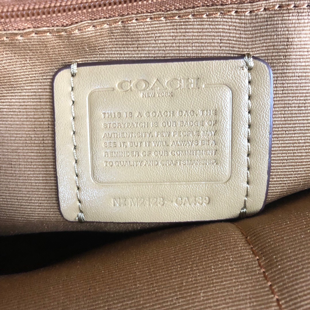 コーチ「Coach」COURT Bapa デュアルカラー バックパック