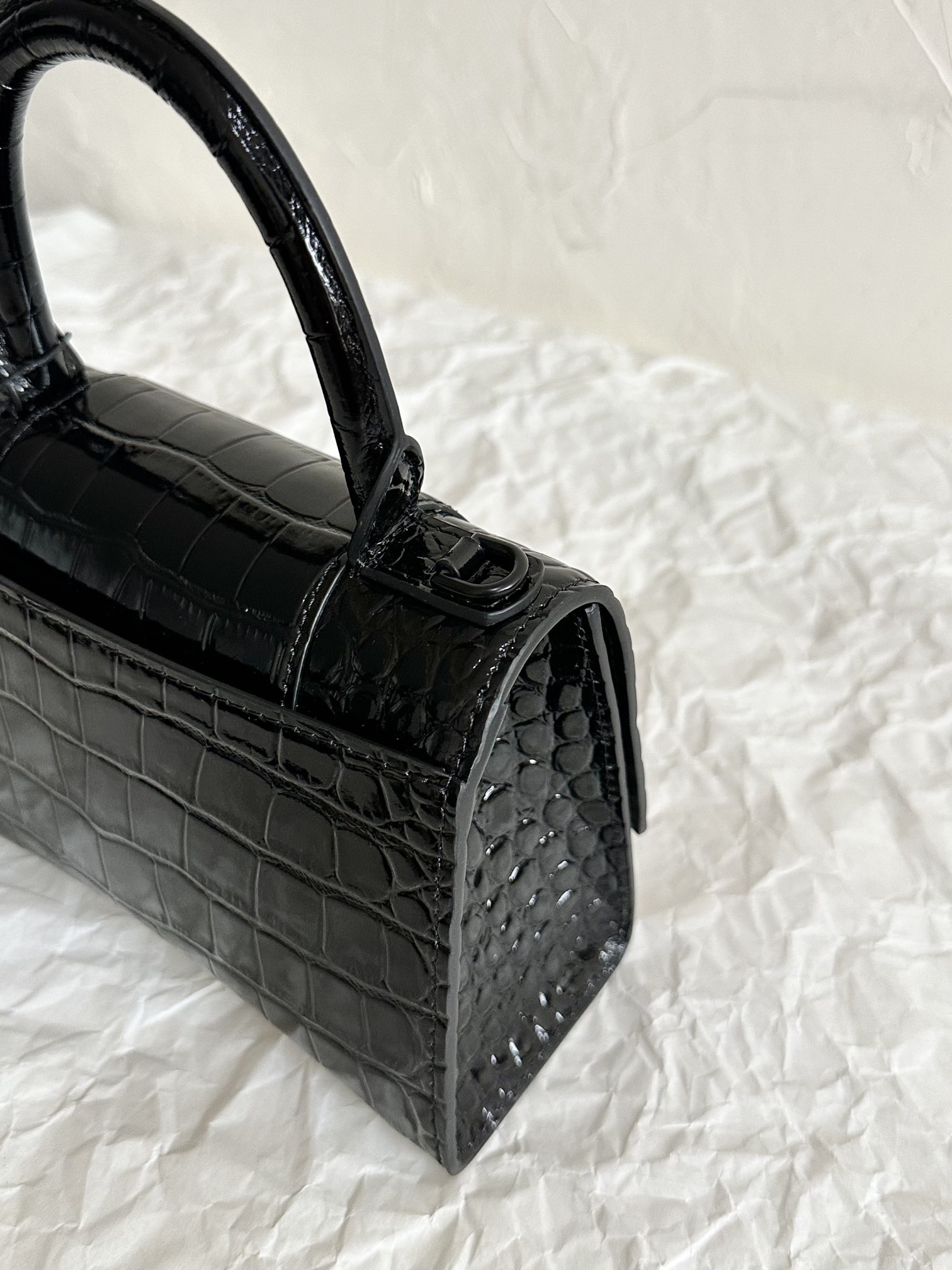 バレンシアガ「Balenciaga」Crocodile-Embossed Bag