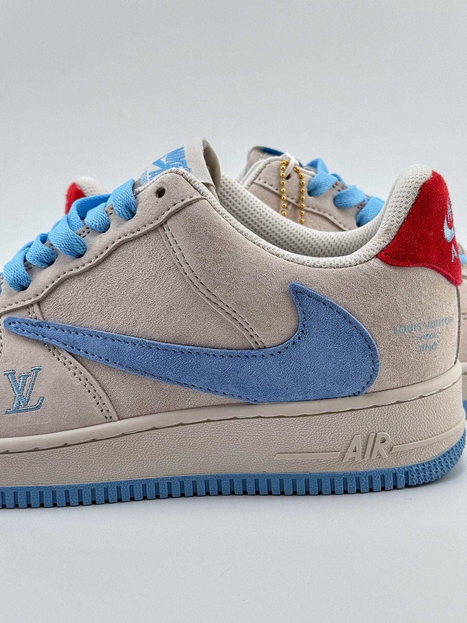 「コラボモデル」Louis Vuitton x Nike Air Force 1 Low スニーカー