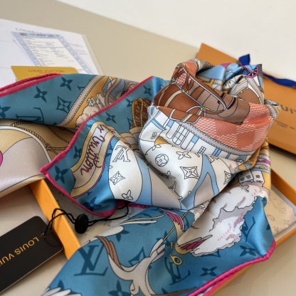 ルイ・ヴィトン「Louis Vuitton」 Monogram キャレ スカーフ