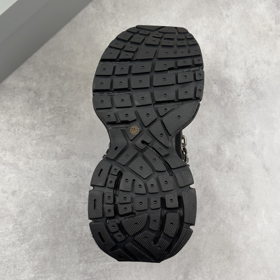 バレンシアガ「Balenciaga」Antom 3XLスニーカー