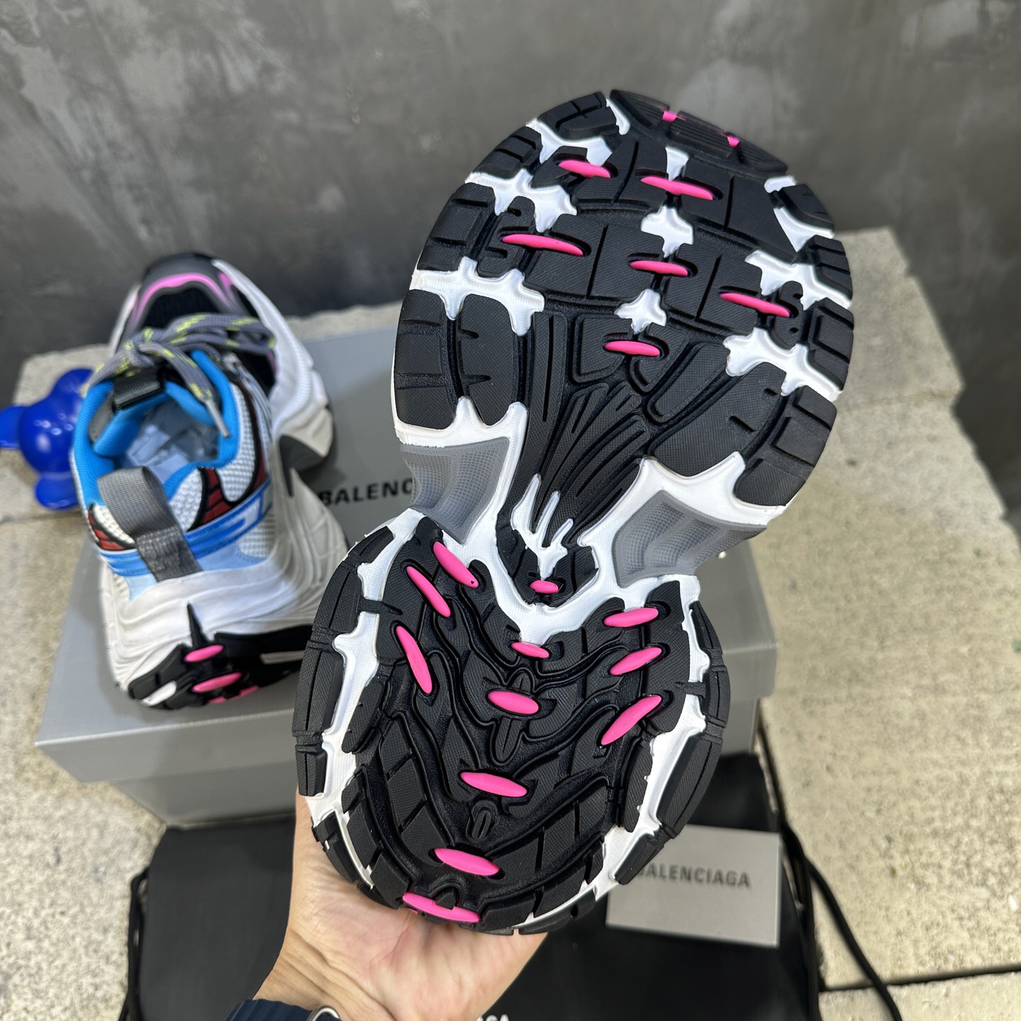 バレンシアガ「Balenciaga」25 ssトリプルs不良スニーカー