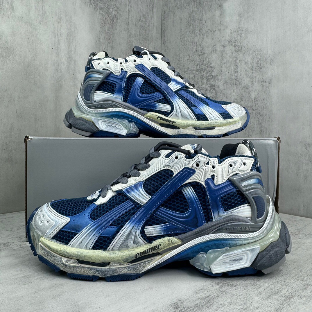 バレンシアガ「Balenciaga」トリプルs不良スニーカー