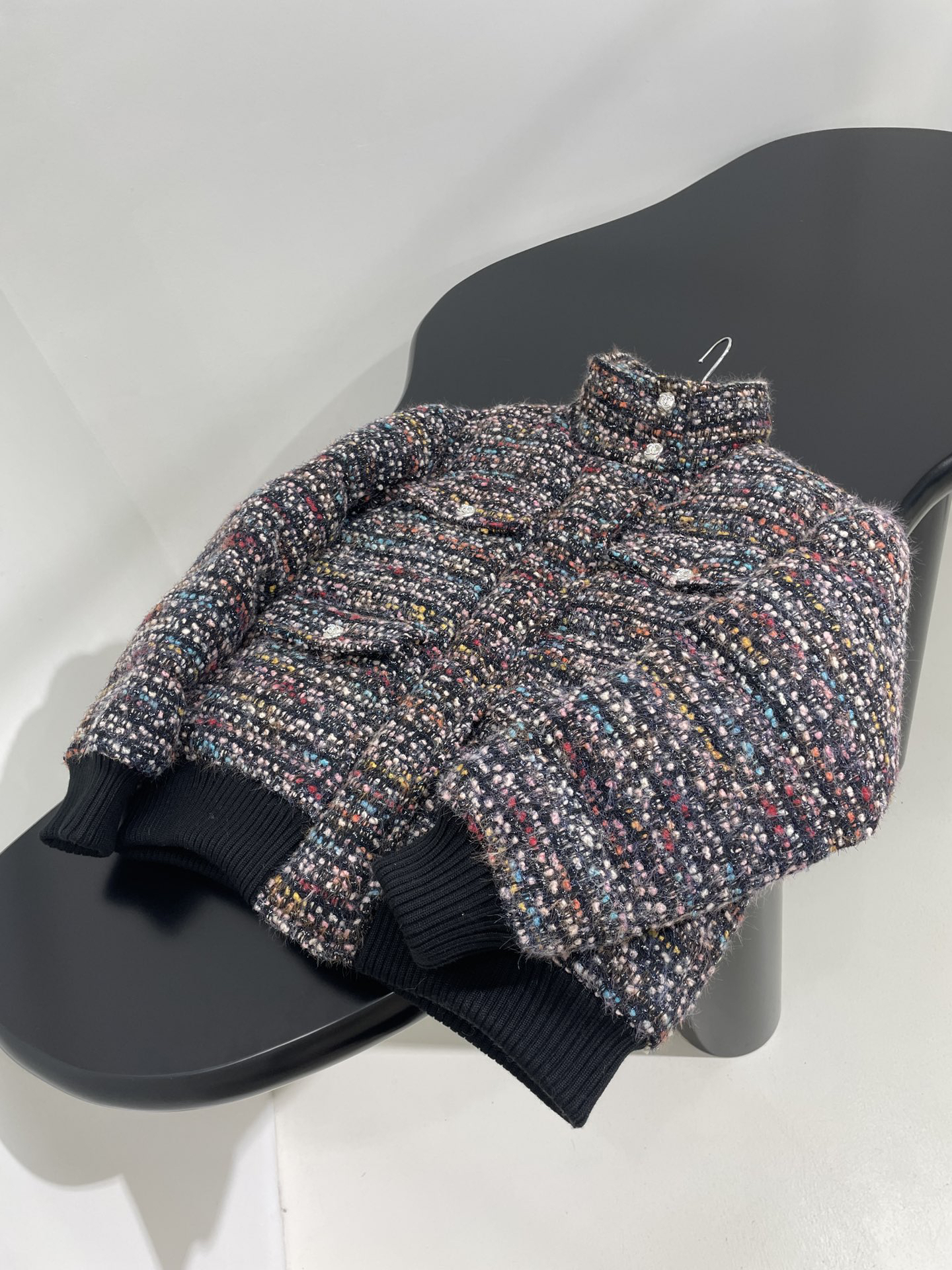 シャネル「Chanel」ツイード ダウン ジャケット