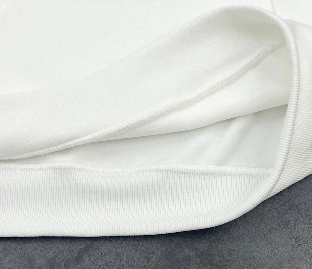 バーバリー「Burberry」エクイストリアン キルティッド パーカ