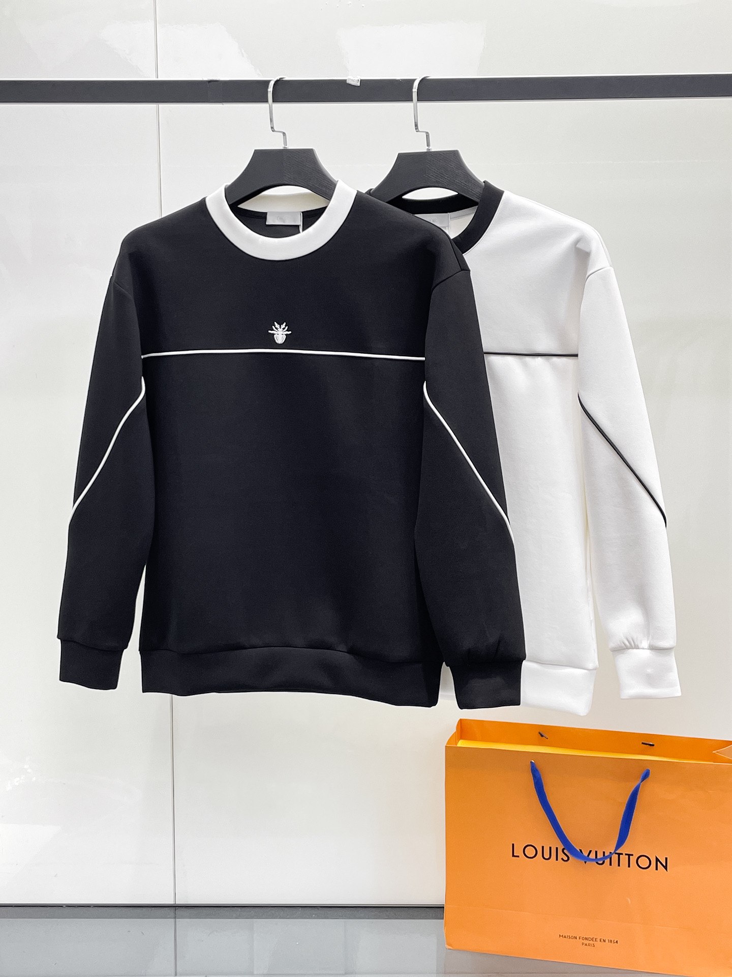 ディオール「Dior」レターロゴ スペースカットソール オーバーサイズ プルーフーディ