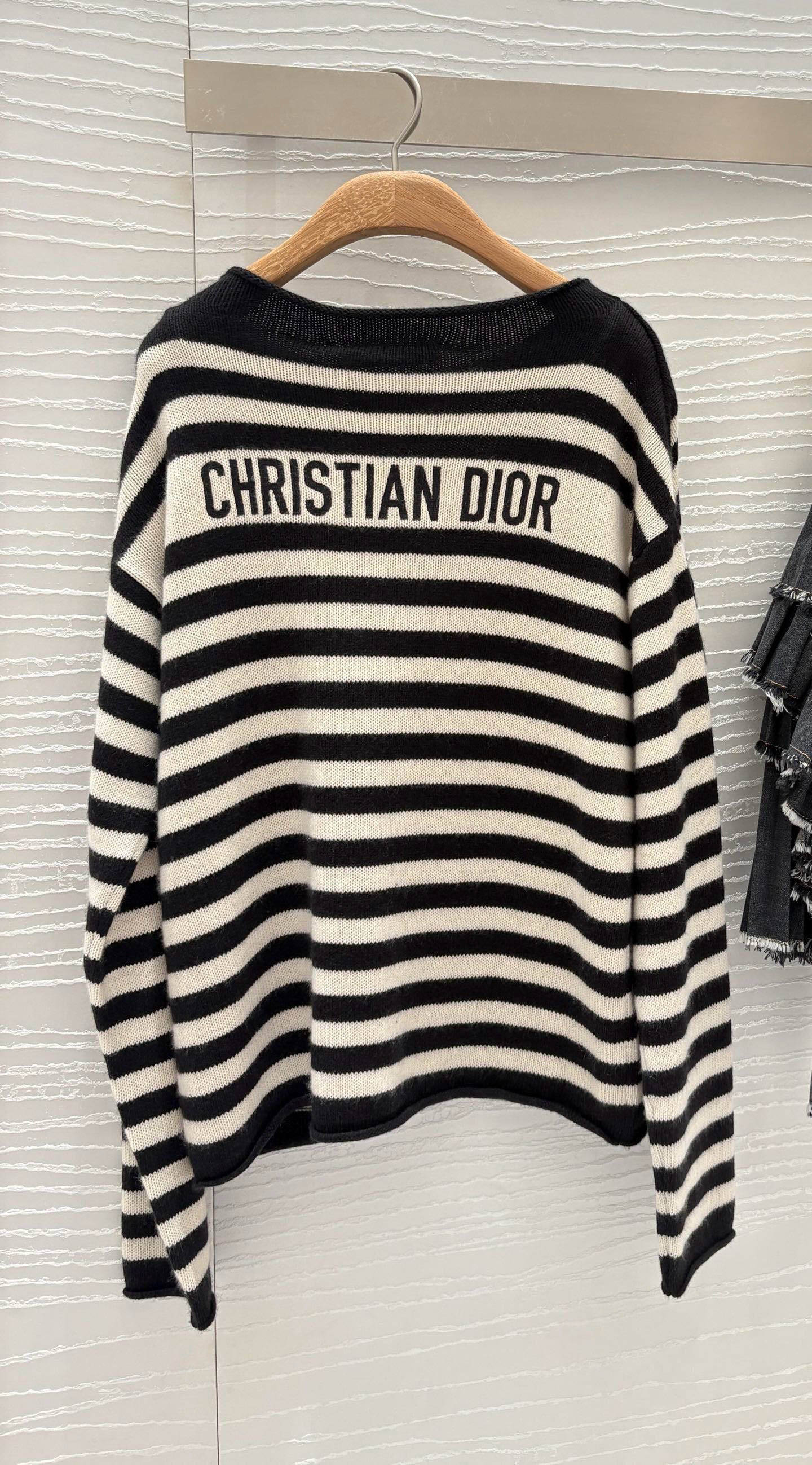 ディオール「Dior」マリンストライプ ニットセーター