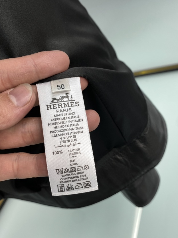 エルメス「Hermès」アイコニック レザー ライダー ジャケット 