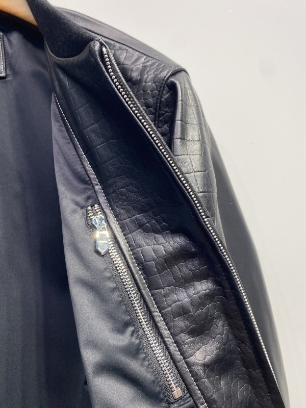 エルメス「Hermès」グレネ カルフスキン ボンバー ジャケット