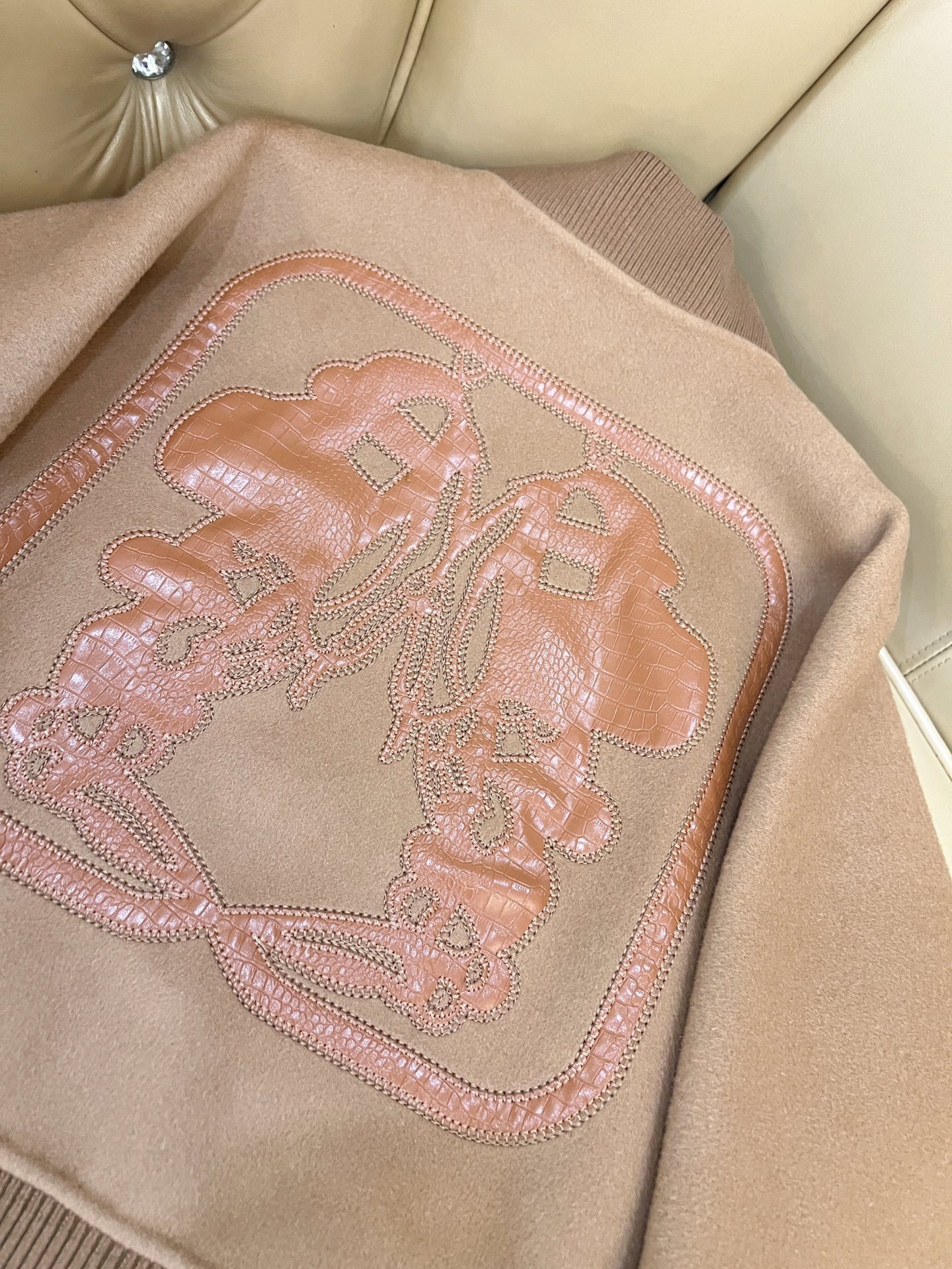 エルメス「Hermès」ダブルフェイス カシミヤ ベースボール ジャケット