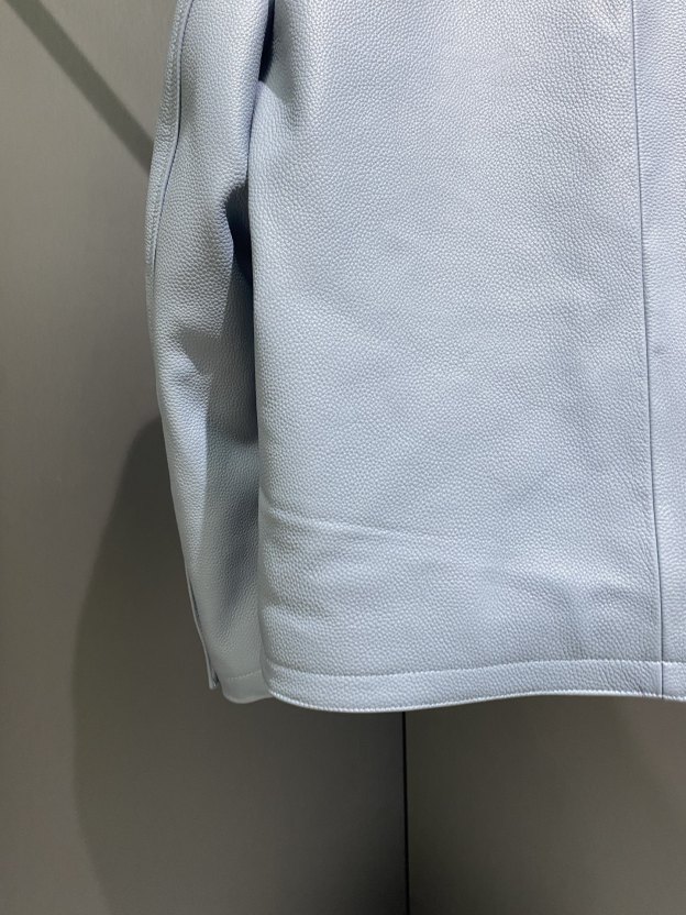 エルメス「Hermès」トップレザー フーデッド ジャケット