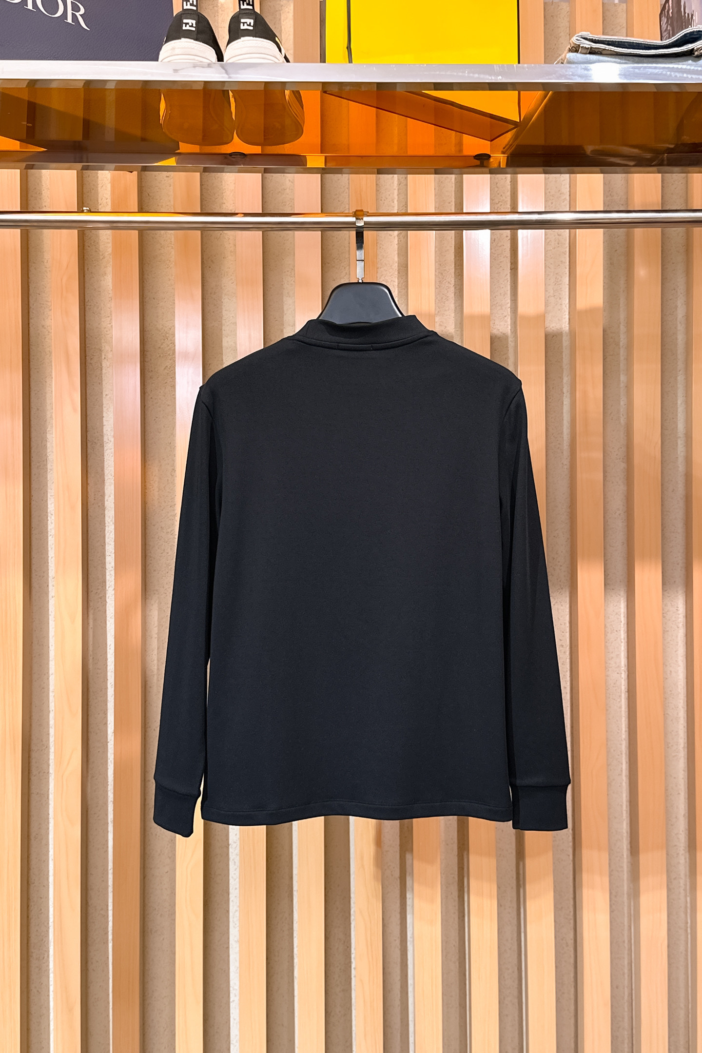 エルメス「Hermès」エンブロイダリー ロゴ スウェットシャツ