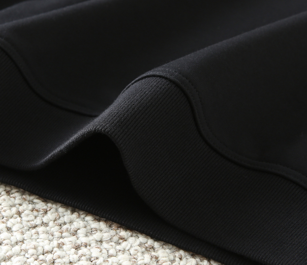 エルメス「Hermès」エクイドリアン グラフィック スウェットシャツ