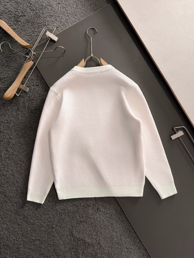 エルメス「Hermès」オレンジ ペガサス ジャカード ニット