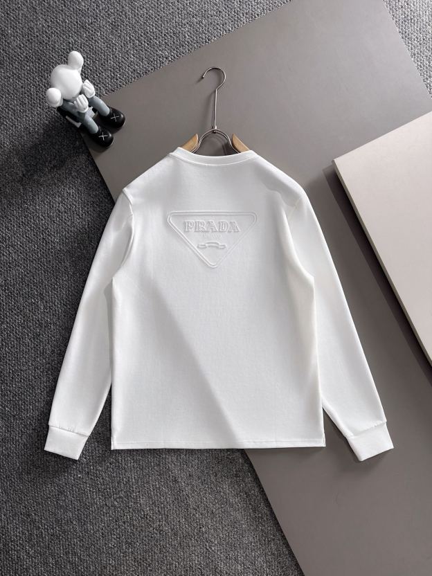 プラダ「Prada」ハイデンシティ モダール スウェットシャツ