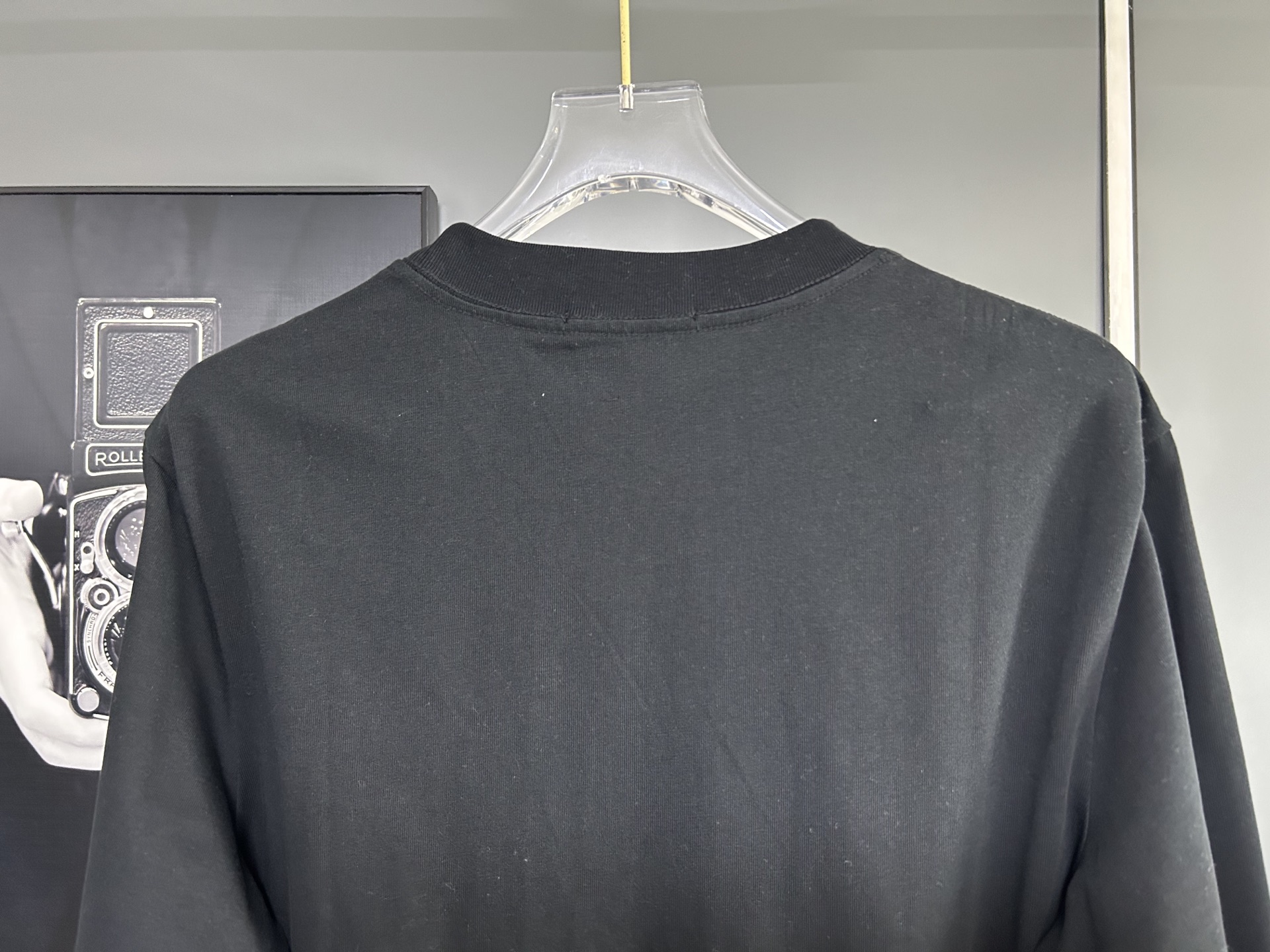 プラダ「Prada」ジップポケット ロングスリーブ Tシャツ