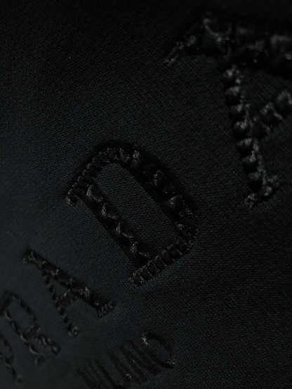 プラダ「Prada」メタル トライアングル ロゴ スタンドカラー ジャケット