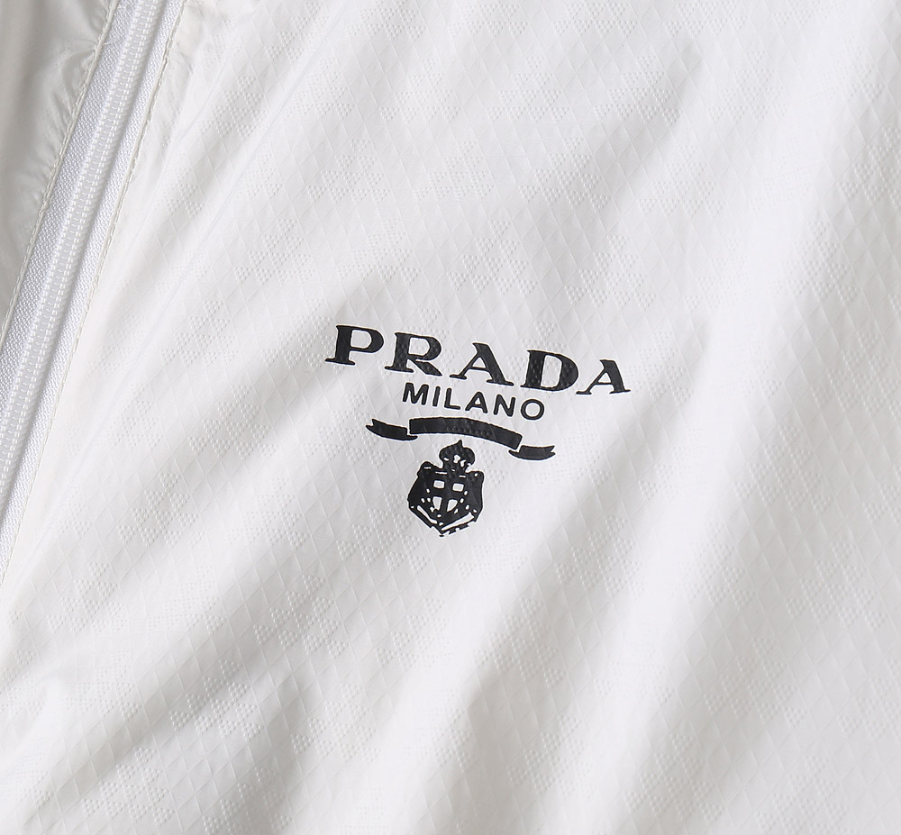 プラダ「Prada」テクニカル ジャケット