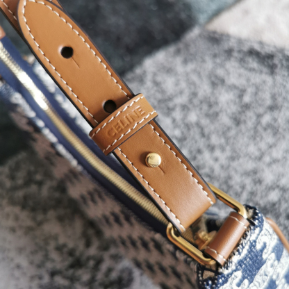 セリーヌ「Celine」AVA デニム ショルダーバッグ