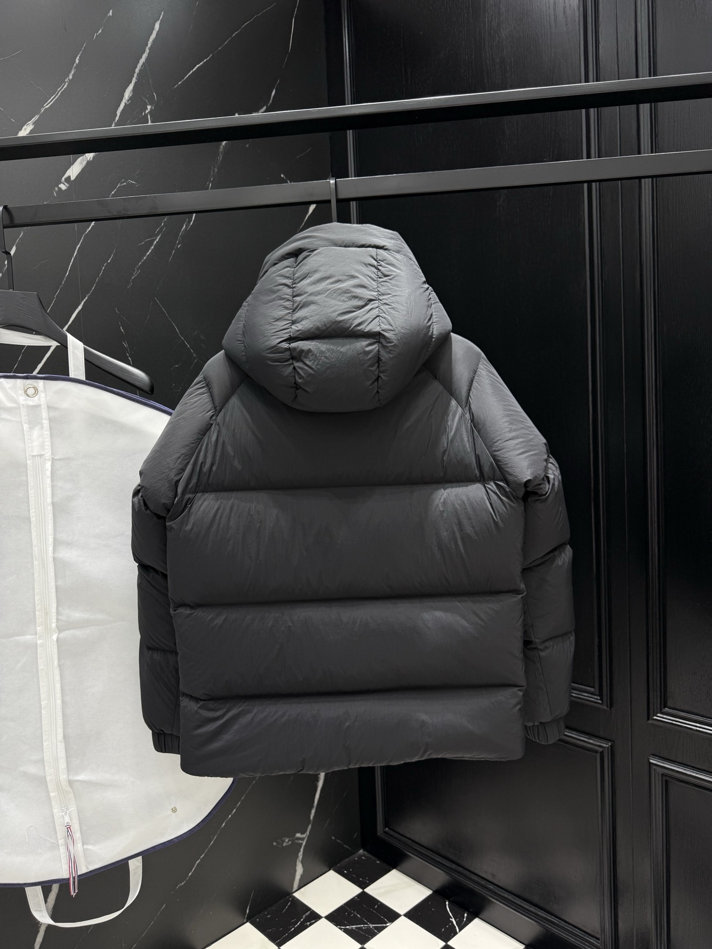 ディオール「Dior」ダウンブルゾン