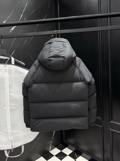 ディオール「Dior」ダウンブルゾン