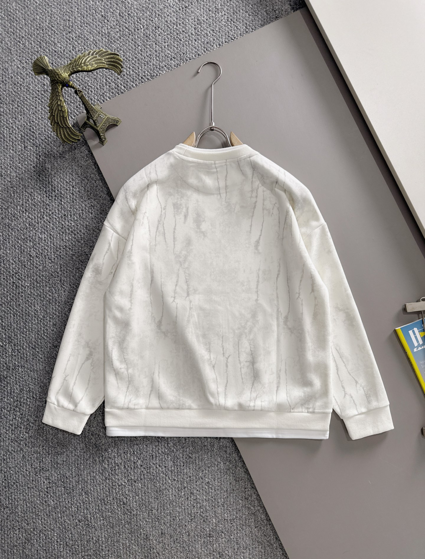 ディオール「Dior」エンブレム タオル刺繍 スウェットシャツ