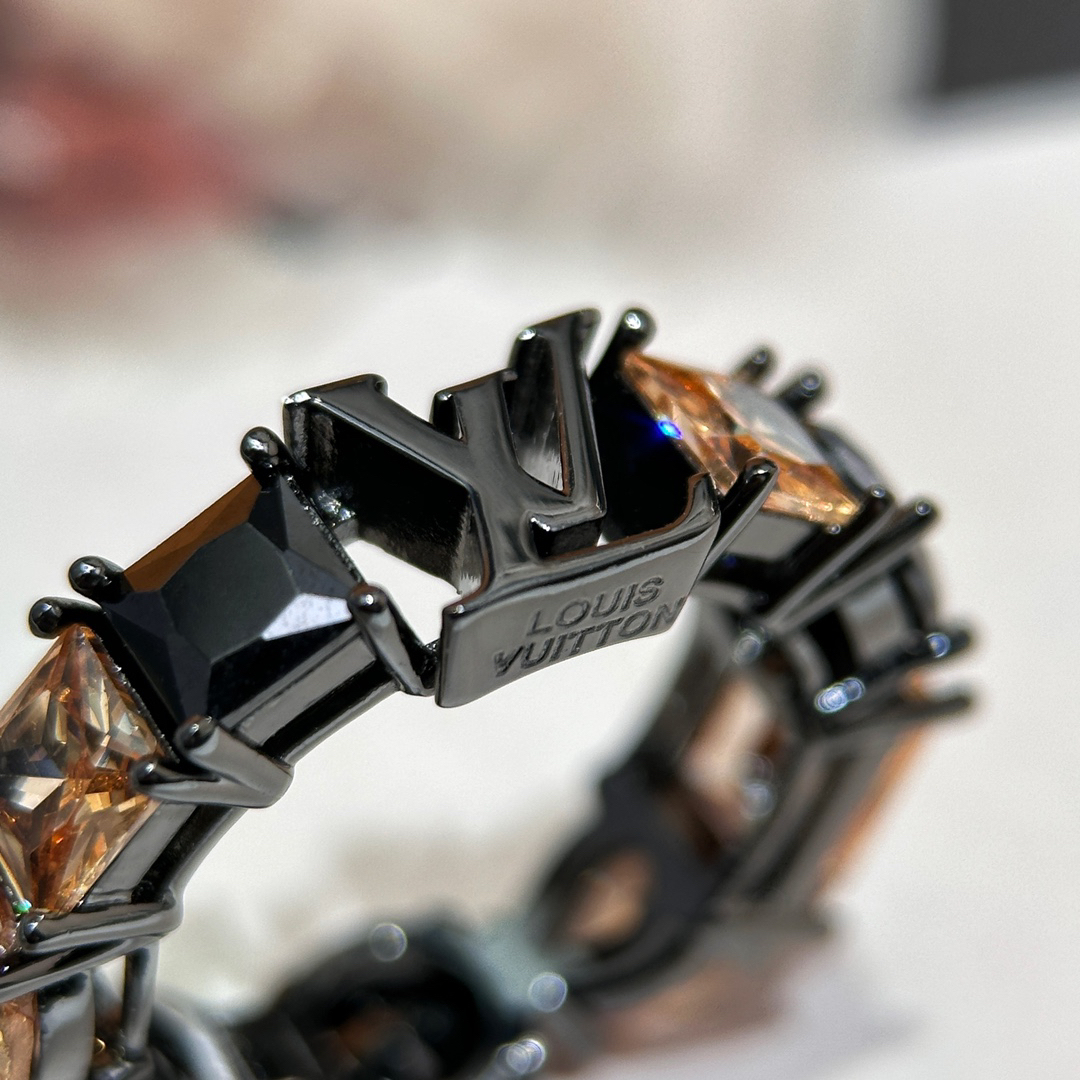 ルイ・ヴィトン「Louis Vuitton」Light リング