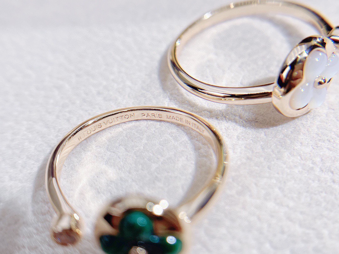 ルイ・ヴィトン「Louis Vuitton」COLOR BLOSSOM MINI STAR リング 