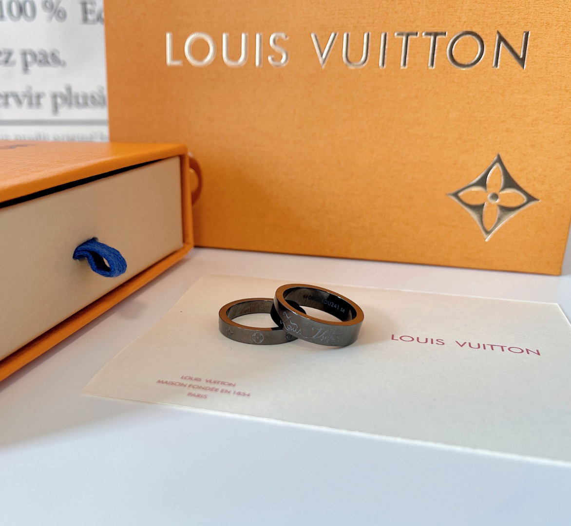 ルイ・ヴィトン「Louis Vuitton」Volt Upside Down リング