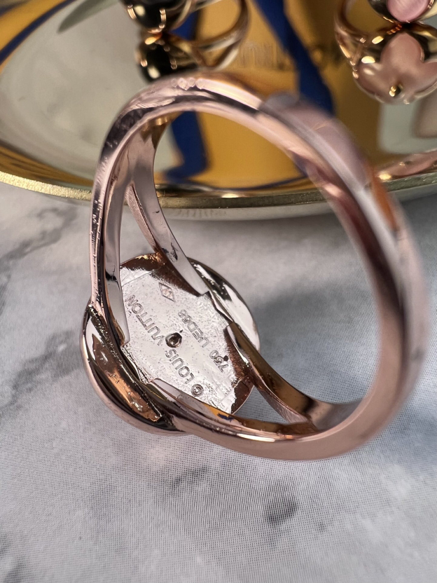 ルイ・ヴィトン「Louis Vuitton」Color Blossom リング