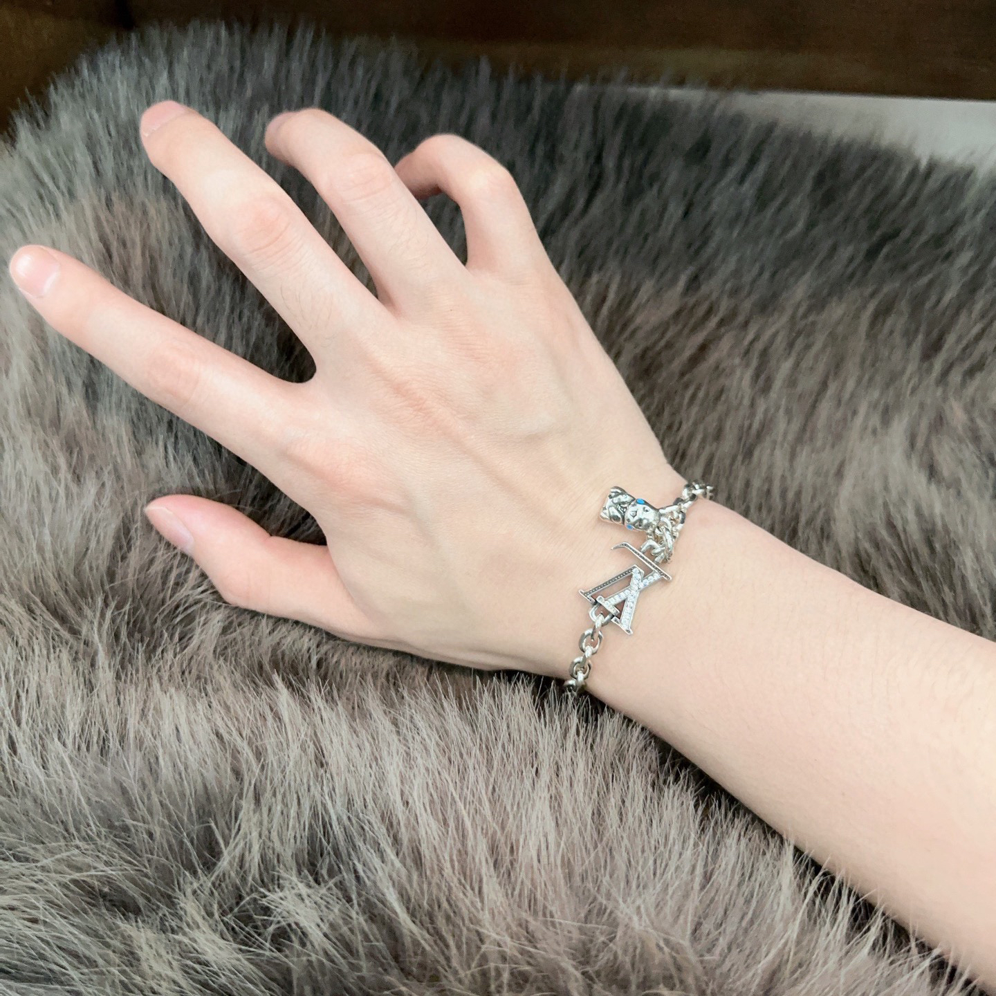 ルイ・ヴィトン「Louis Vuitton」Le Damier ブレスレット