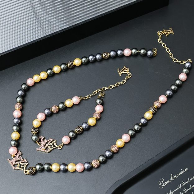 ルイ・ヴィトン「Louis Vuitton」Dandy Pearls ブレスレット