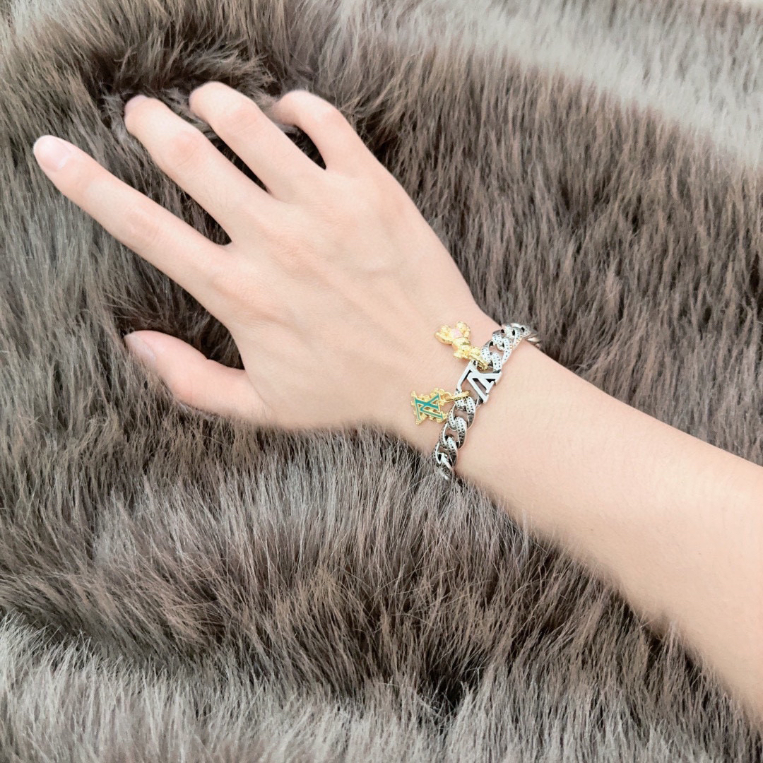 ルイ・ヴィトン「Louis Vuitton」ヴィンテージシルバースタイル ブレスレット