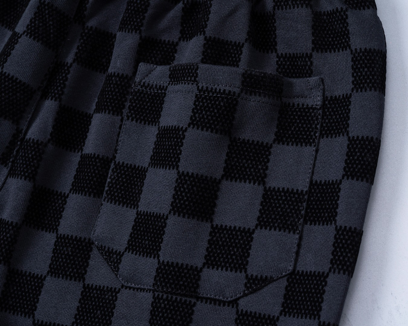 ルイ・ヴィトン「Louis Vuitton」フード付きトレーナー