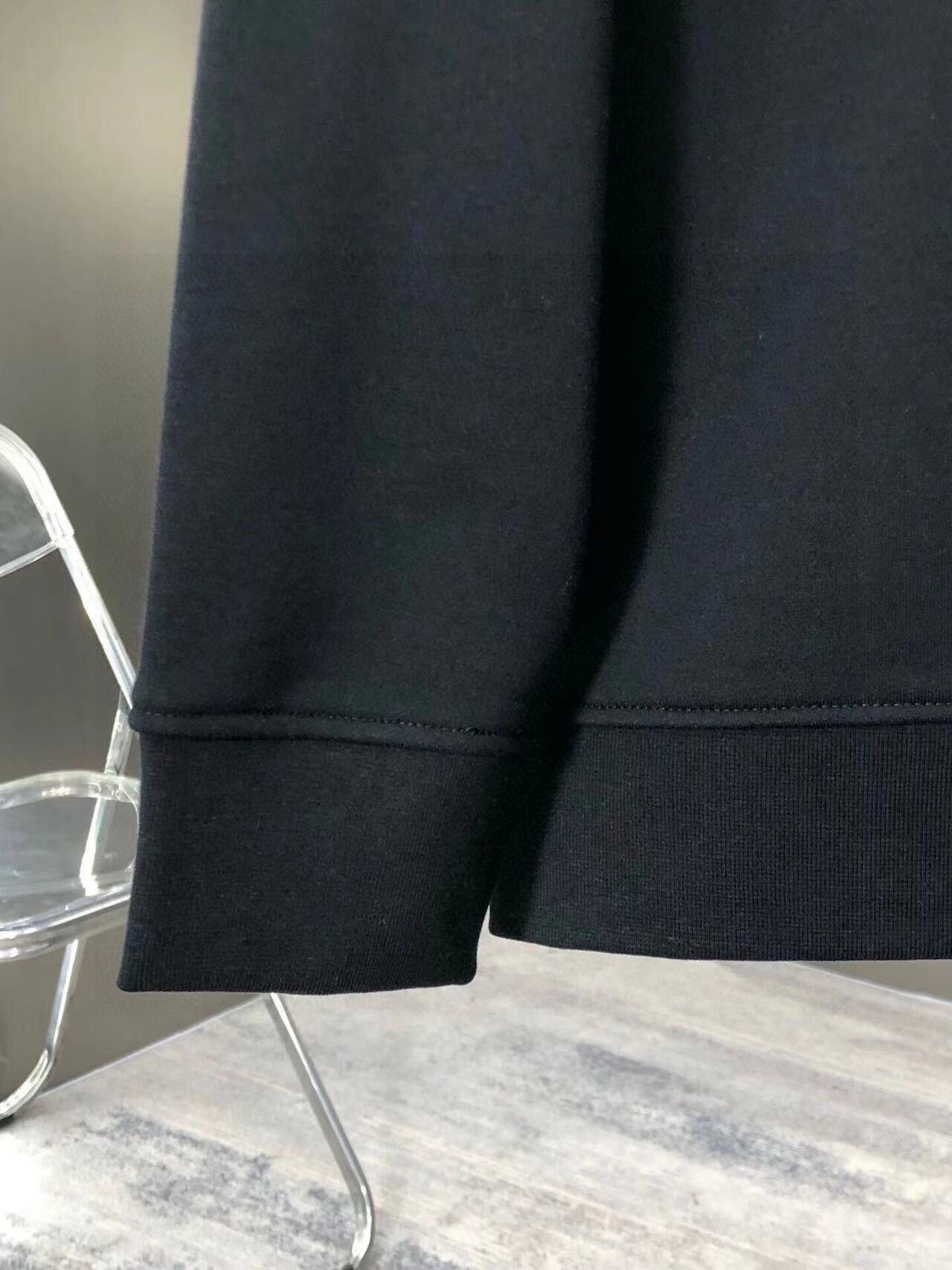 ルイ・ヴィトン「Louis Vuitton」フード付きスウェットシャツ 