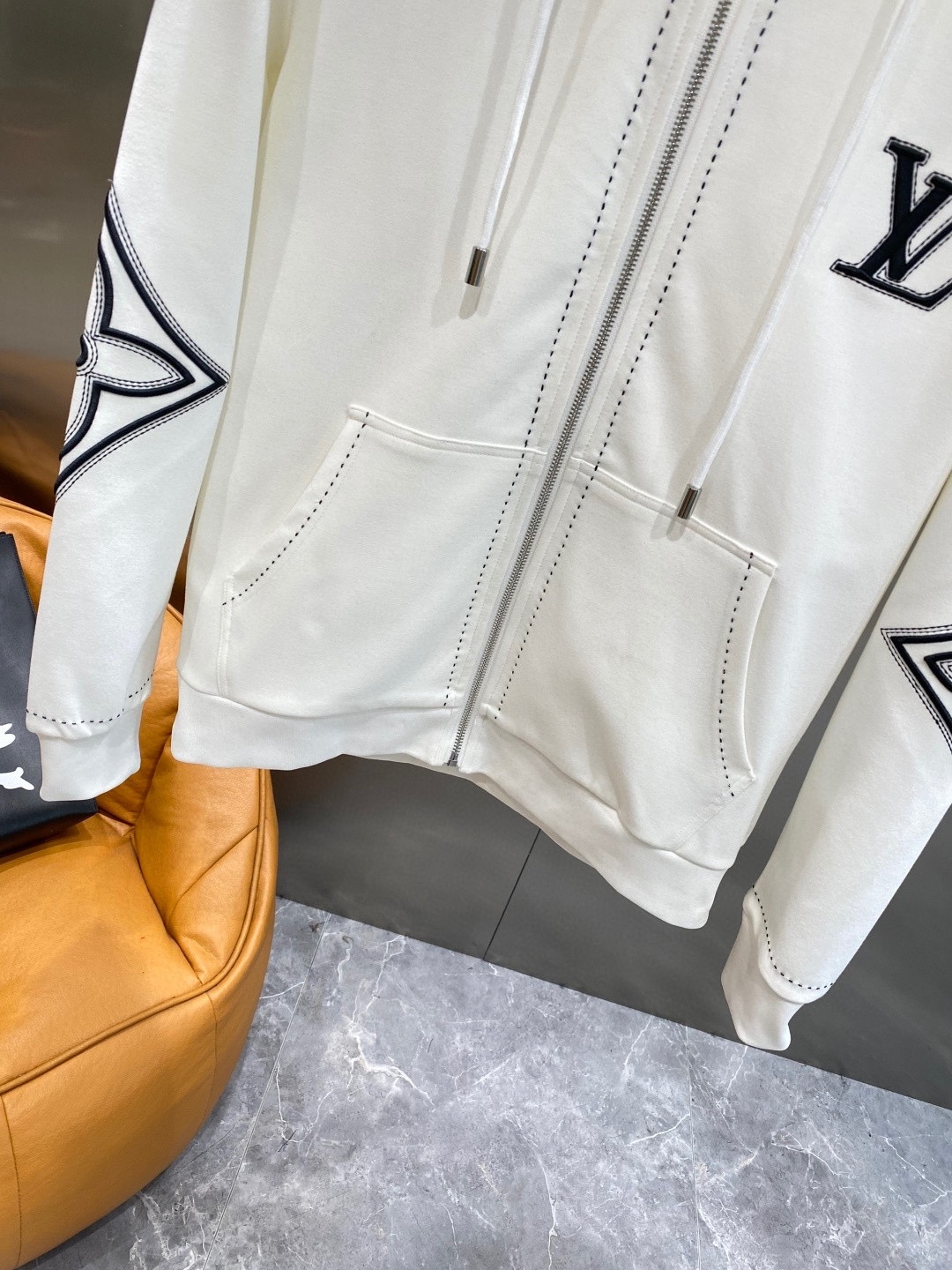 ルイ・ヴィトン「Louis Vuitton」2025 秋冬コレクション トレーナーセットアップ 