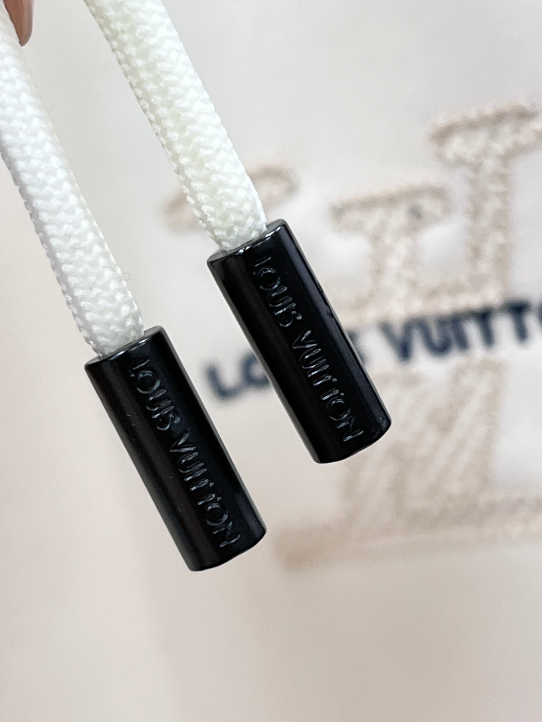 ルイ・ヴィトン「Louis Vuitton」フライトモード テクニカル スポーツウェア セットアップ