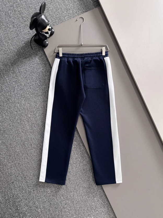 ルイ・ヴィトン「Louis Vuitton」2025秋冬 メンズ スポーツウェア セットアップ