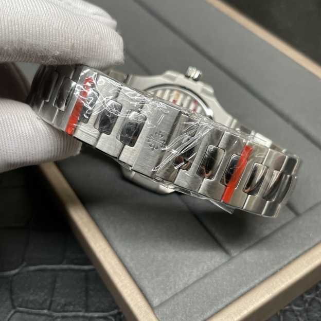 パテック・フィリップ「Patek Philippe」ノーチラス 腕時計 40mm