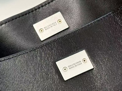 バレンシアガ「Balenciaga」RODEO メンズ メッセンジャーバッグ