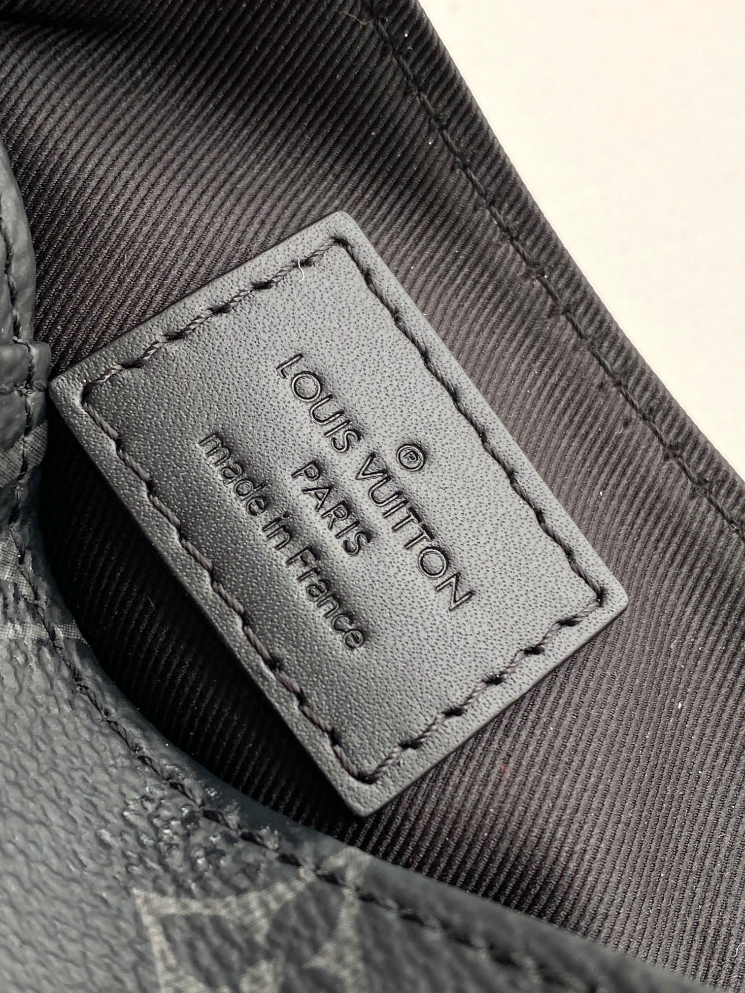 ルイ・ヴィトン「Louis Vuitton」 Nano Christopher ショルダーバッグ