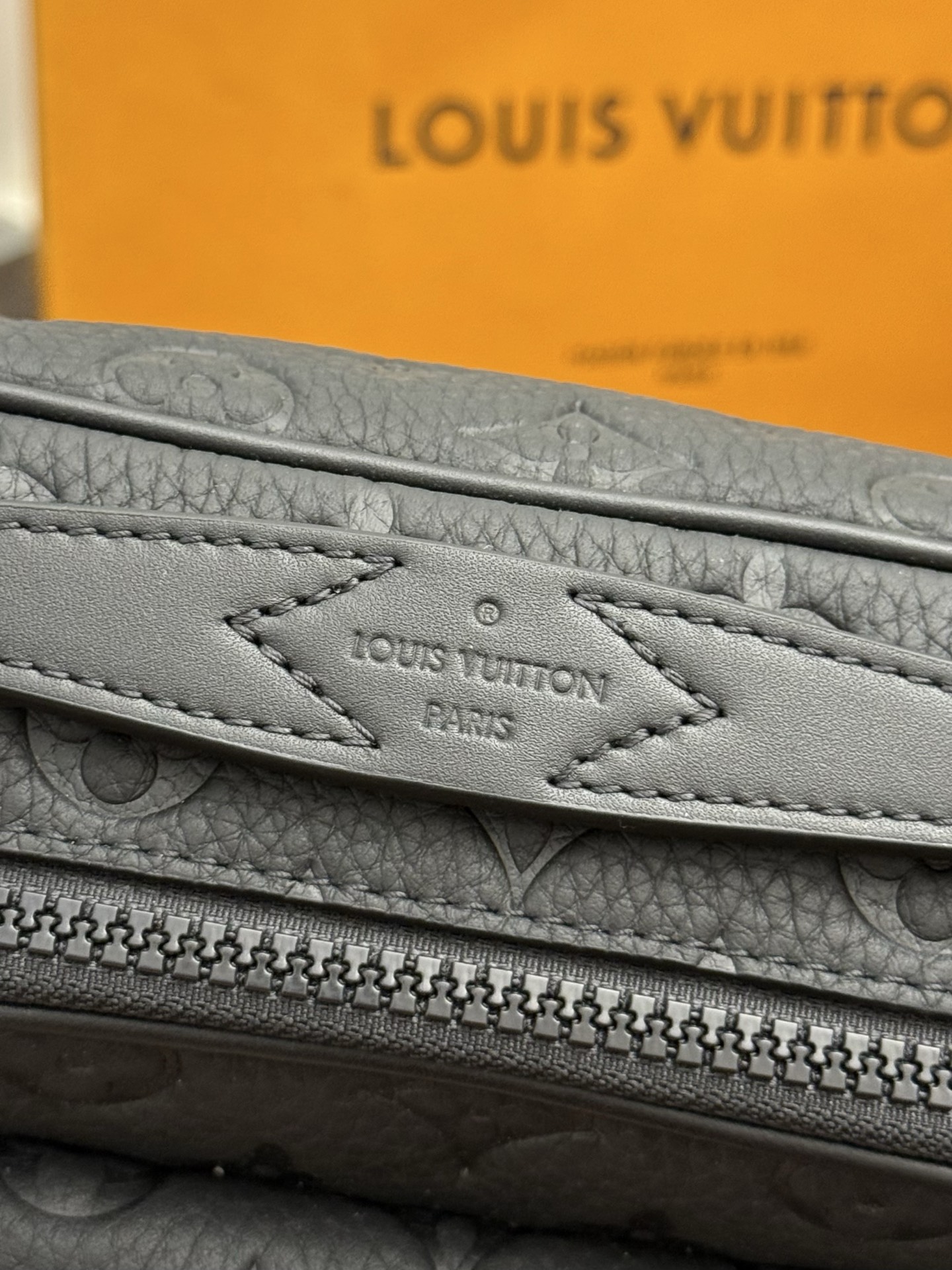 ルイ・ヴィトン「Louis Vuitton」S Lock トーリロンレザー メッセンジャーバッグ