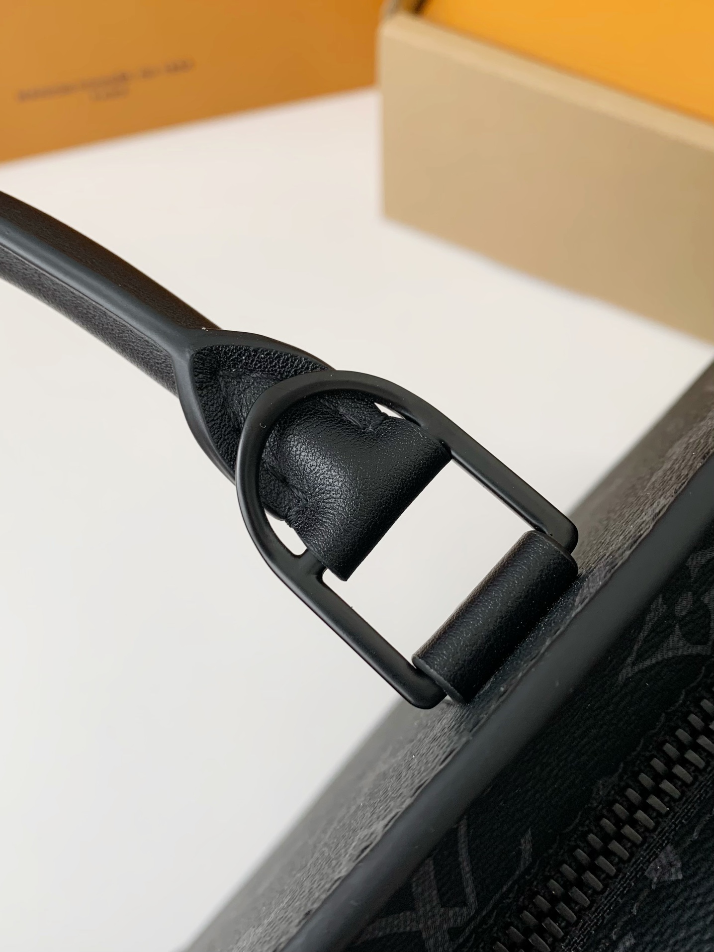 ルイ・ヴィトン「Louis Vuitton」Sac Plat Horizontal Zippé ビジネスバッグ