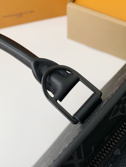 ルイ・ヴィトン「Louis Vuitton」Sac Plat Horizontal Zippé ビジネスバッグ