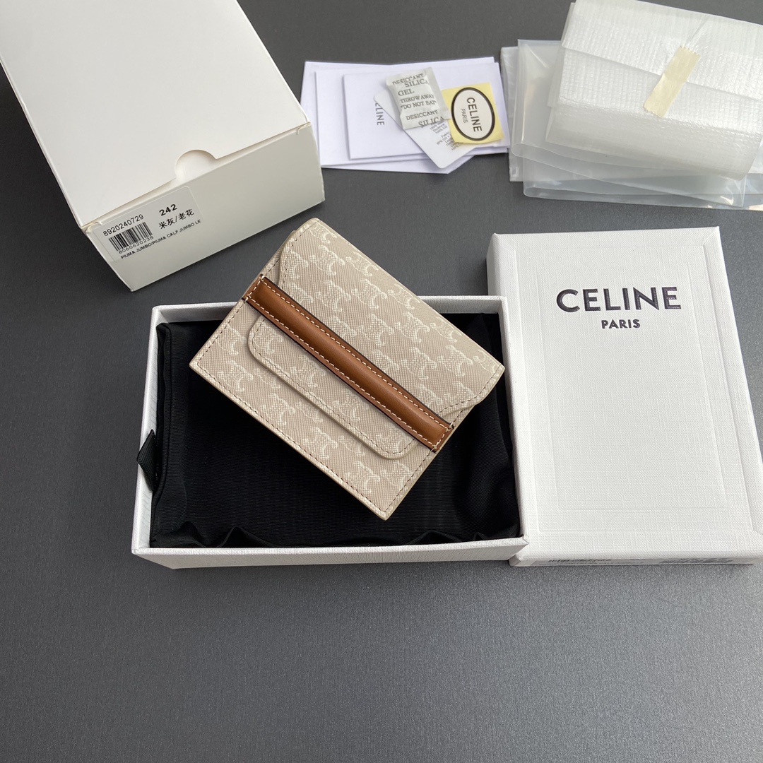セリーヌ「Celine」TRIOMPHE カードケース