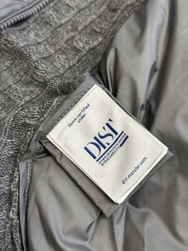 モンクレール「Moncler」rezesse ダウンジャケット