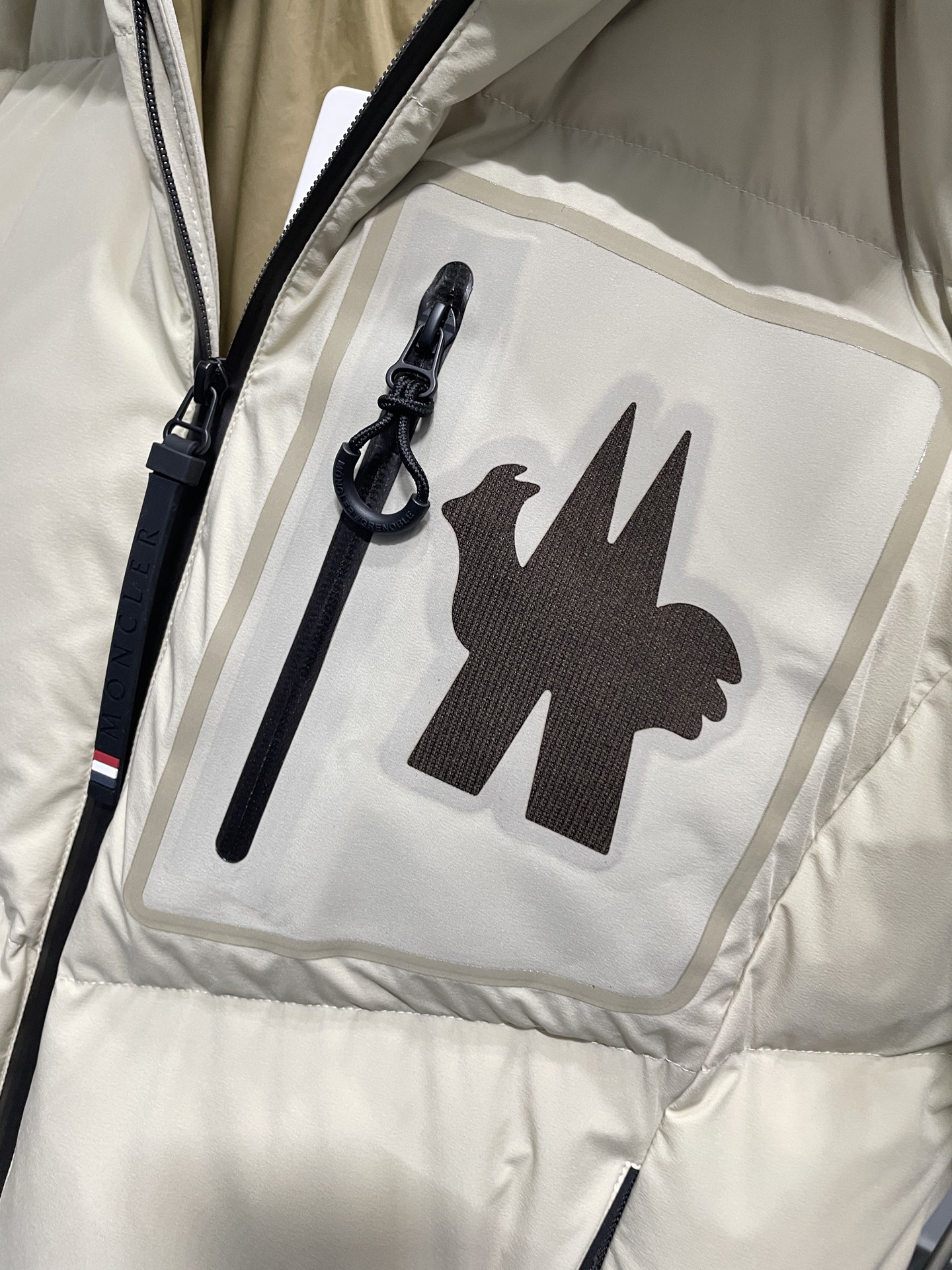 モンクレール「Moncler」Valserine GORE-TEXラミネートパッチワークスキーダウンジャケット