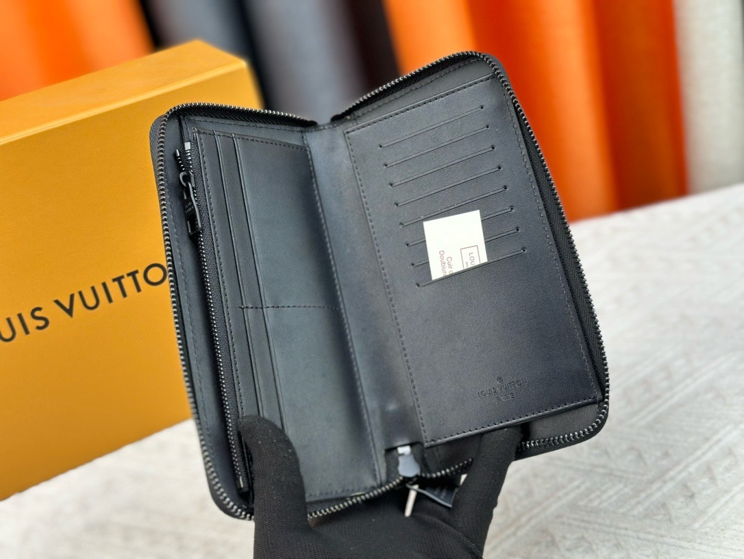ルイ・ヴィトン「Louis Vuitton」ジッピー ウォレット･ヴァーティカル