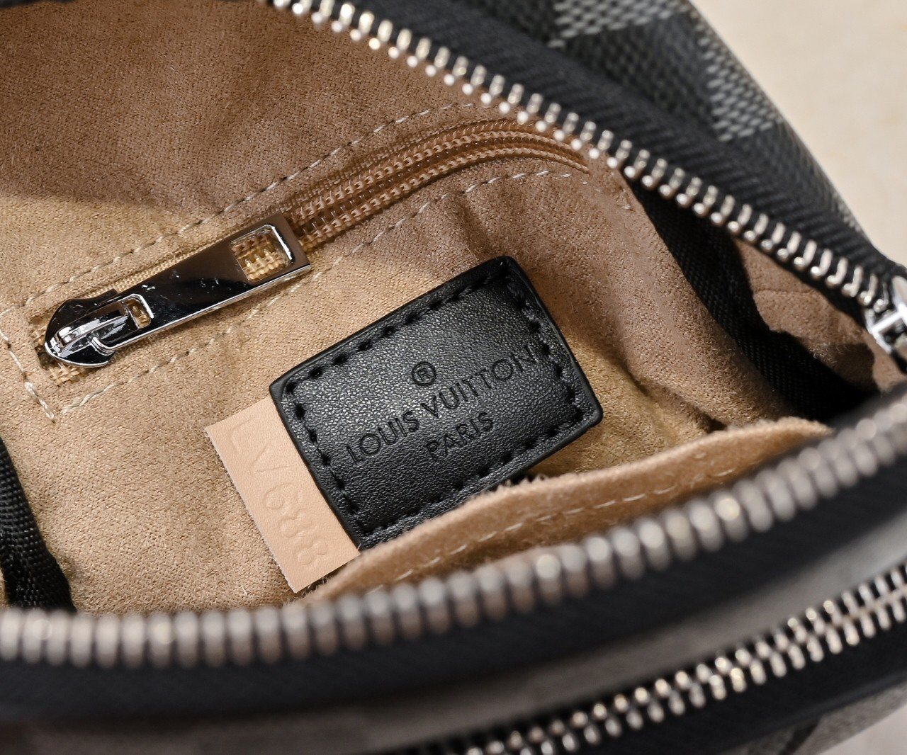 ルイ・ヴィトン「Louis Vuitton」メンズ ウエストバッグ